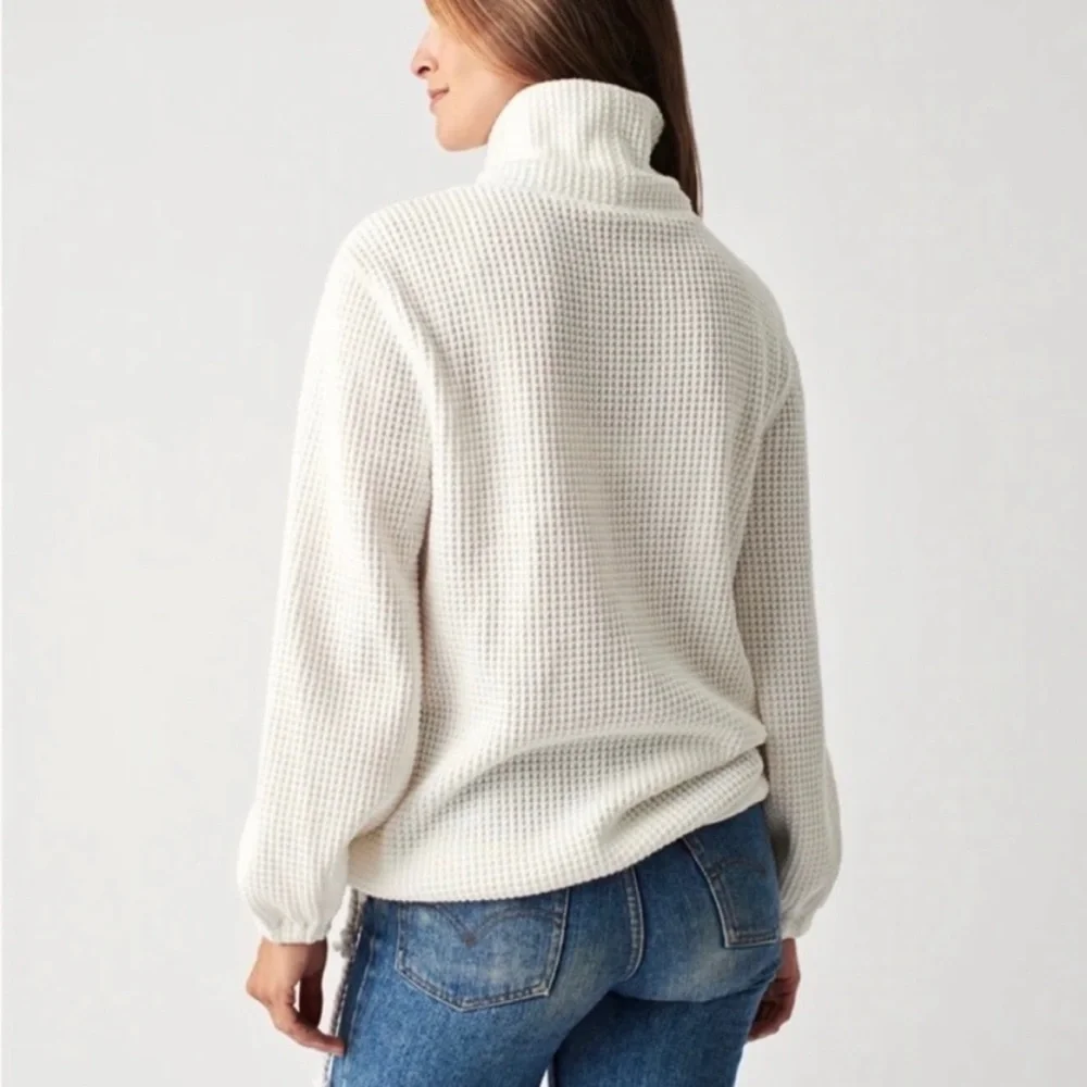 Faherty Women's Maude Pullover | small | Winter white - Picture 2 of 10